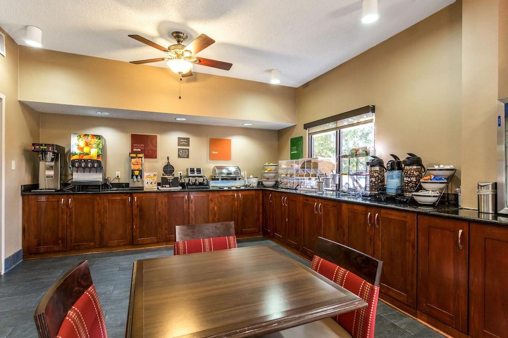 Comfort Inn Brownsville I-40 Екстер'єр фото