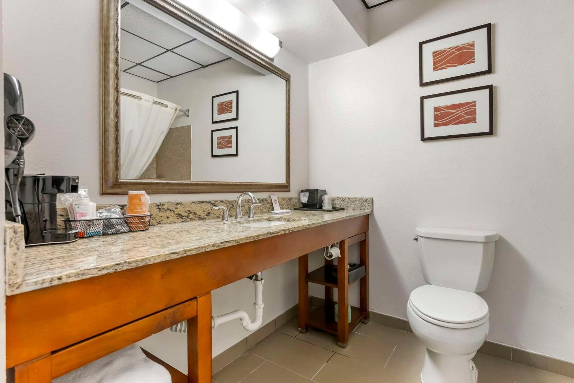 Comfort Inn Brownsville I-40 Екстер'єр фото
