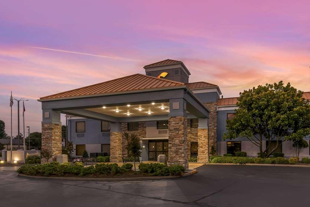 Comfort Inn Brownsville I-40 Екстер'єр фото